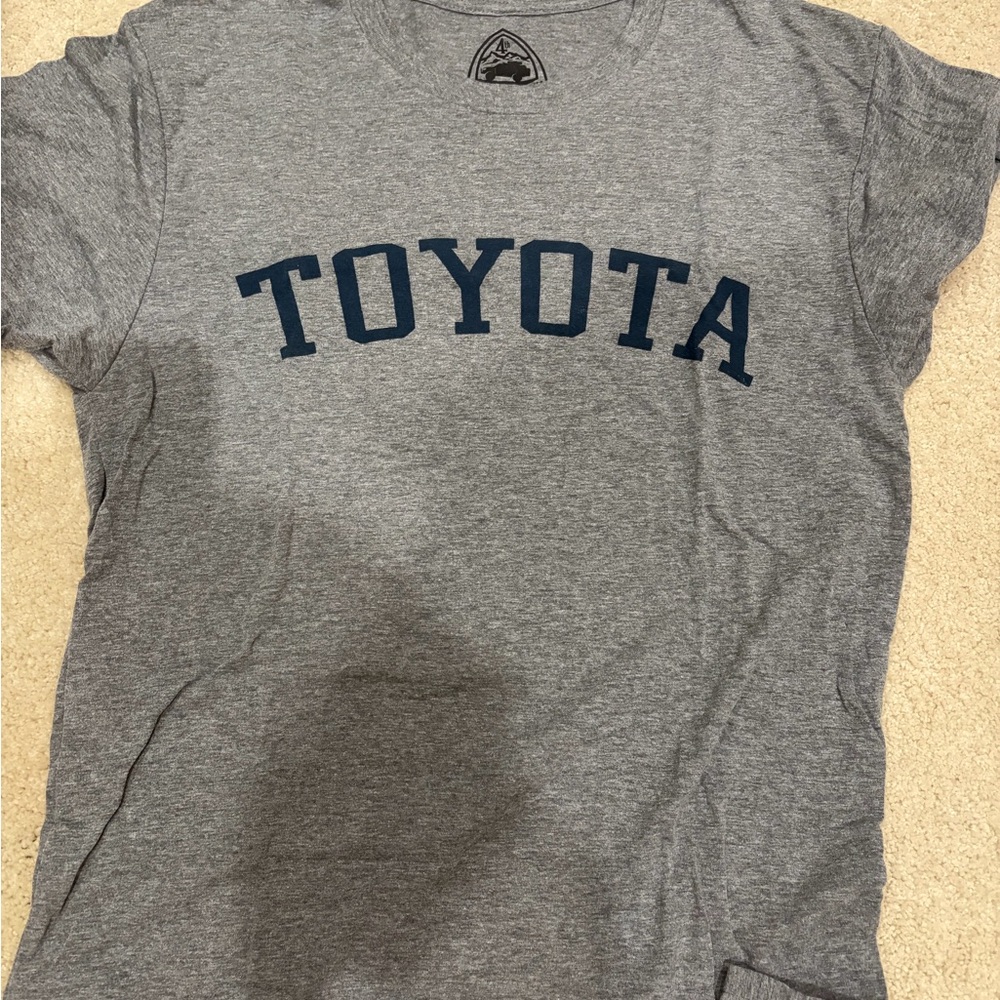Gray Men's Short Sleeve Tee